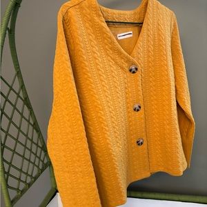 Appleseeds CableKnit Sweater
